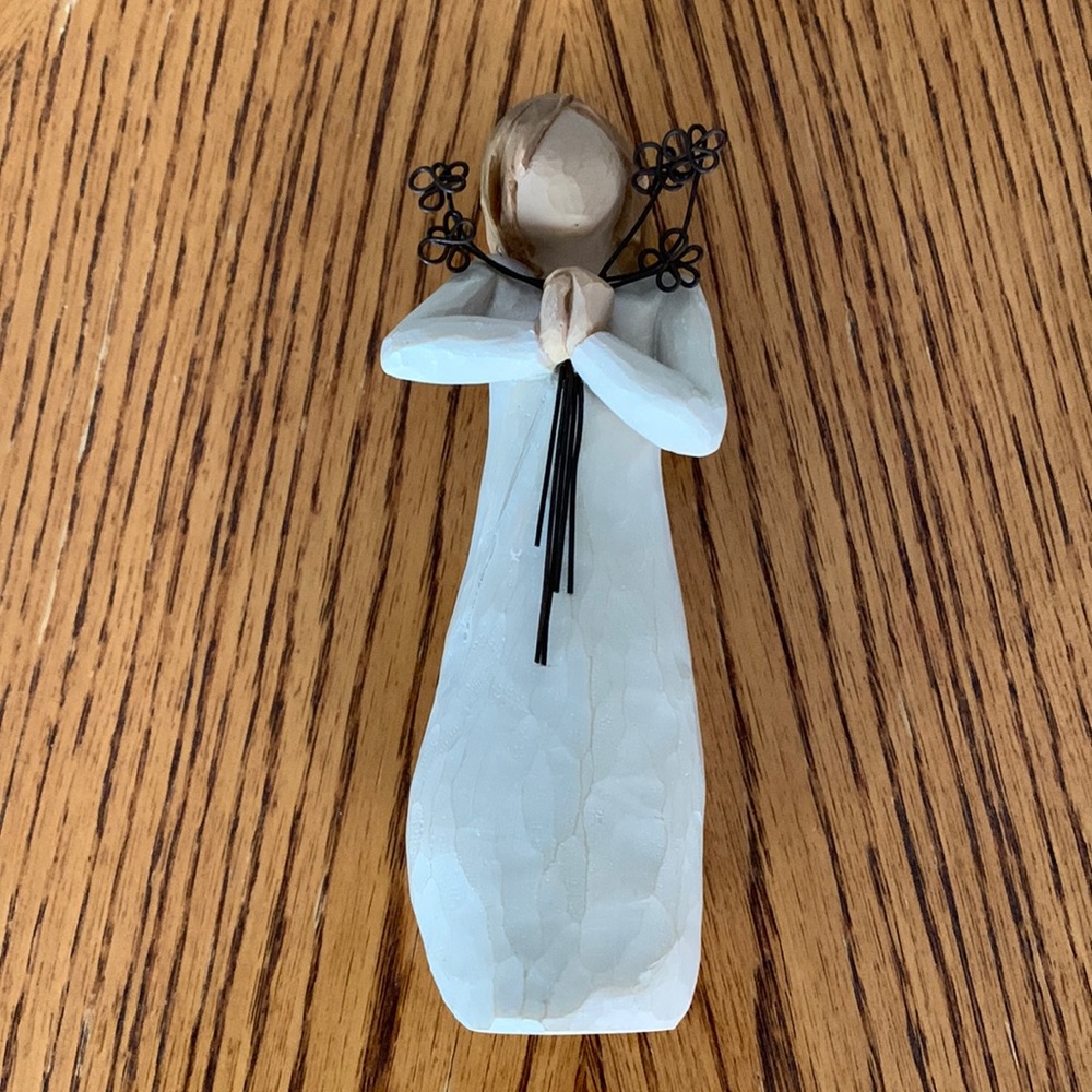 Willow tree figurine